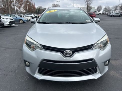 Used 2015 Toyota Corolla LE image 2
