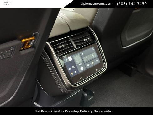 Used 2023 Rivian R1S Launch Edition image 29