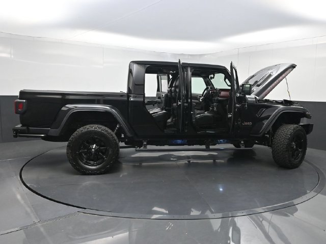 Used 2022 Jeep Gladiator Rubicon w/ Dual Top Group AWD/4WD image 39