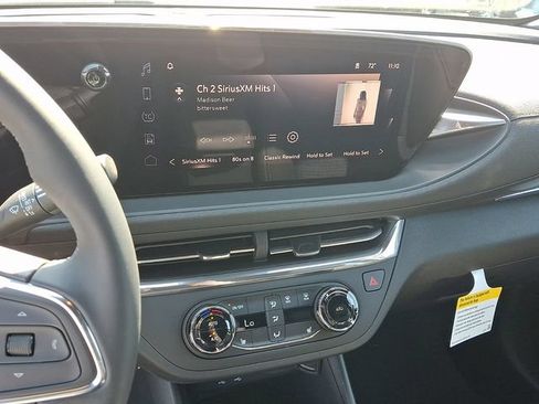 New 2026 Buick Envista Preferred w/ Convenience I Package FWD image 11