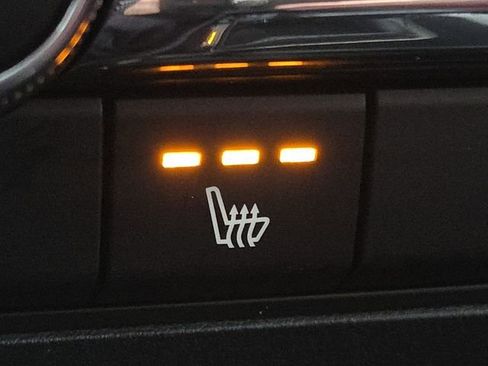 Used 2025 MAZDA MAZDA3 s image 6