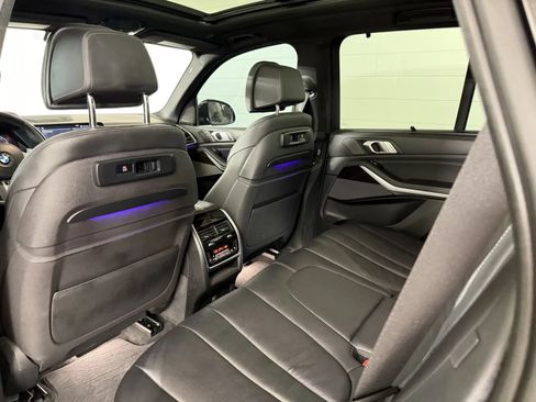 Used 2019 BMW X5 xDrive50i w/ M Sport Package AWD/4WD image 37