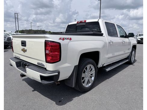 Used 2015 Chevrolet Silverado 1500 High Country w/ High Country Premium Package image 6