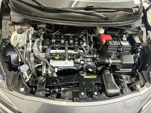 Used 2025 Nissan Versa SV FWD image 33
