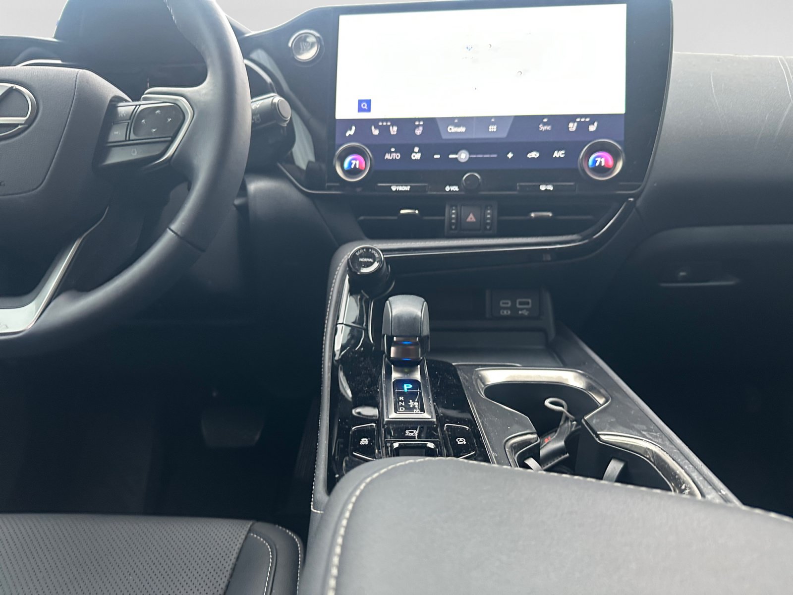 Used 2023 Lexus NX 250 FWD w/ Cold Area Package image 12