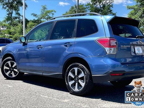 Used 2018 Subaru Forester 2.5i Premium AWD/4WD image 12