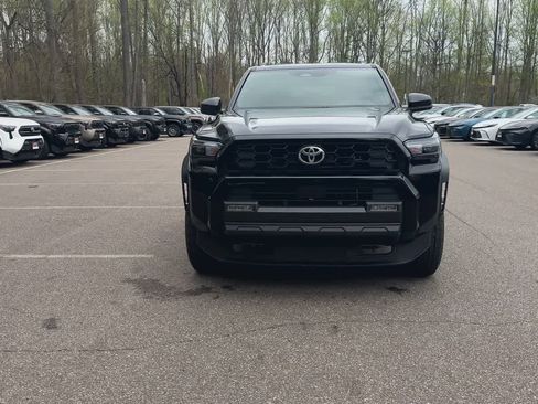 New 2026 Toyota 4Runner TRD Off-Road AWD/4WD image 3