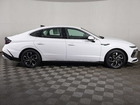 Used 2025 Hyundai Sonata SEL FWD image 17