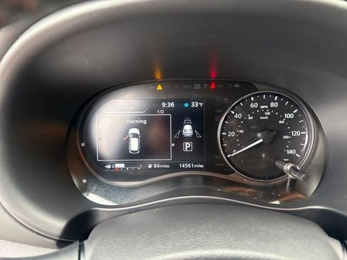 Used 2023 Nissan Kicks SR w/ SR Premium Package image 12