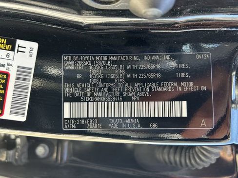 Certified 2024 Toyota Highlander LE image 26