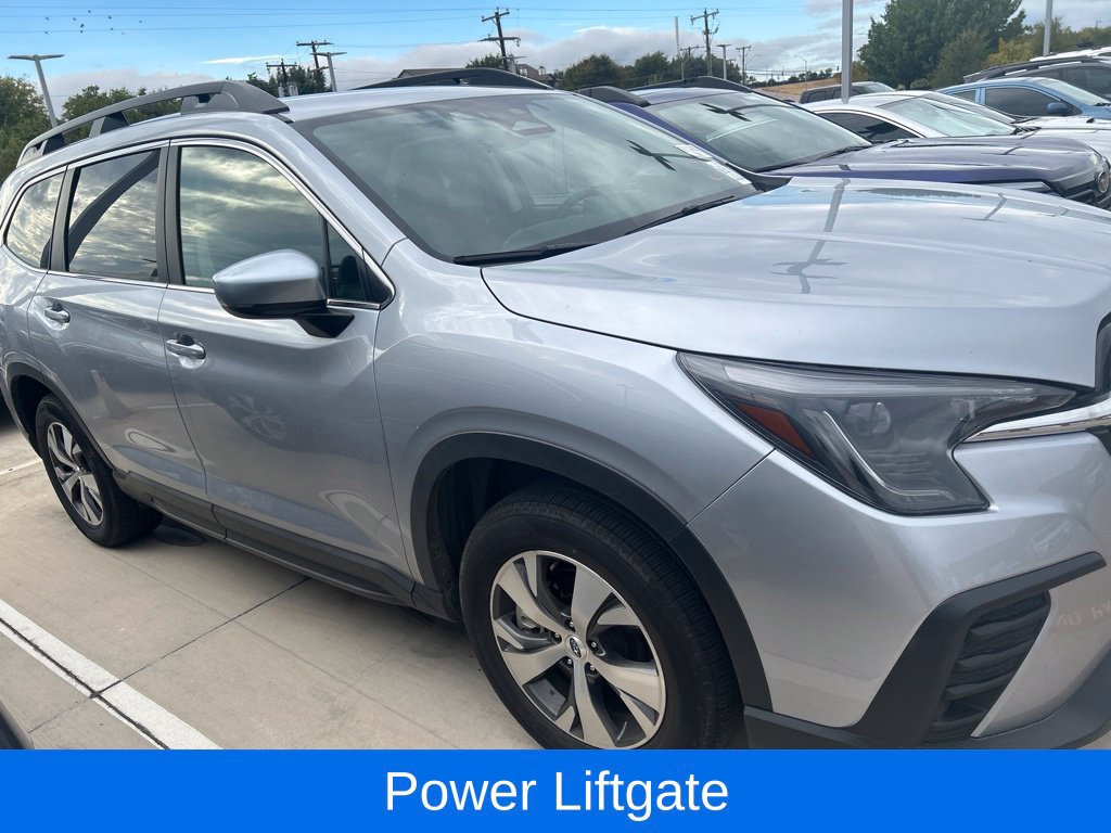 Used 2025 Subaru Ascent Premium AWD/4WD image 3