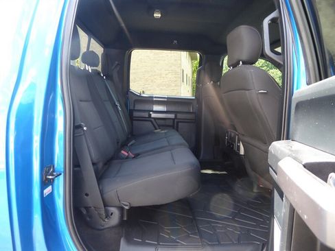 Used 2020 Ford F150 XLT w/ Equipment Group 302A Luxury AWD/4WD image 34