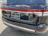 Used 2020 Lincoln Aviator Reserve w/ Equipment Group 202A image 4