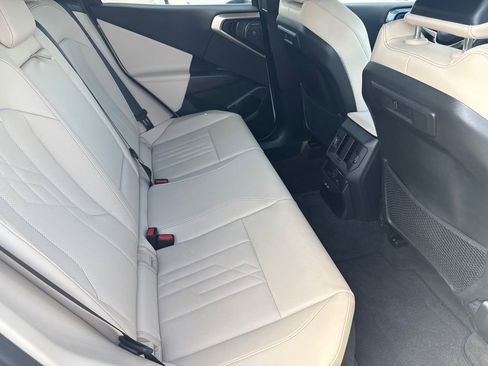 Used 2025 BMW X3 xDrive30i w/ Premium Package AWD/4WD image 16