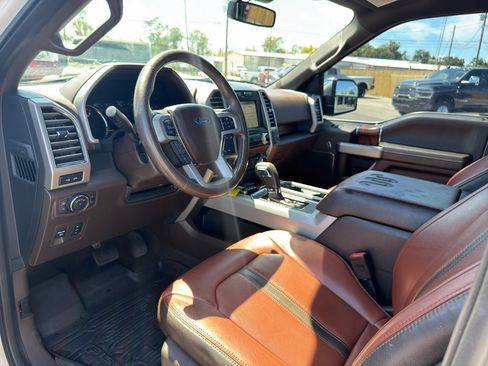 Used 2019 Ford F150 King Ranch w/ Equipment Group 601A Luxury AWD/4WD image 9