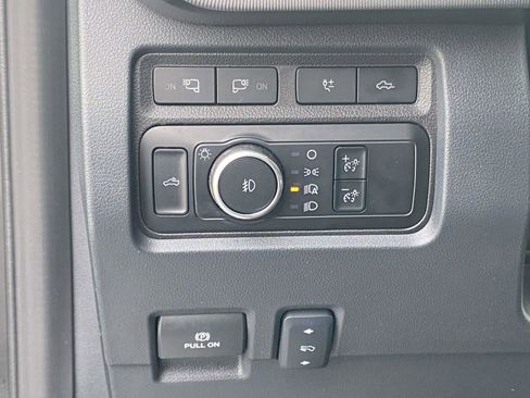 Used 2024 Ford F250 Platinum image 20