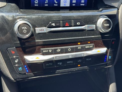 Used 2023 Ford Explorer ST w/ Equipment Group 401A AWD/4WD image 18