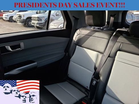 Used 2023 Ford Explorer XLT w/ Equipment Group 202A image 18