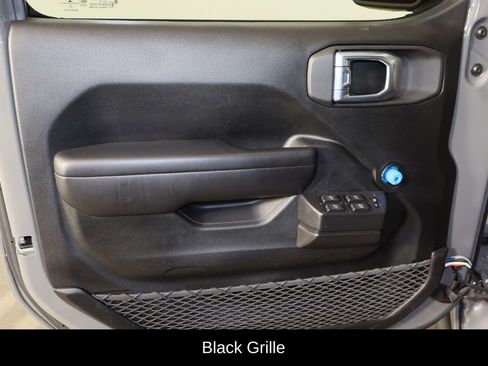 Used 2021 Jeep Wrangler Unlimited Sport image 18