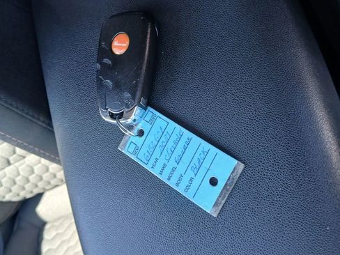 Used 2021 Chevrolet Equinox LT image 12