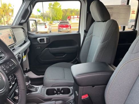New 2026 Jeep Wrangler Unlimited Sport AWD/4WD image 9