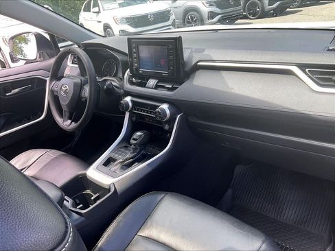 Used 2022 Toyota RAV4 XLE w/ Convenience Package AWD/4WD image 14