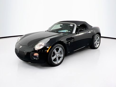 Used 2008 Pontiac Solstice GXP w/ Premium Package image 1