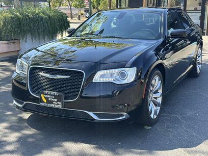 Used 2017 Chrysler 300 Limited