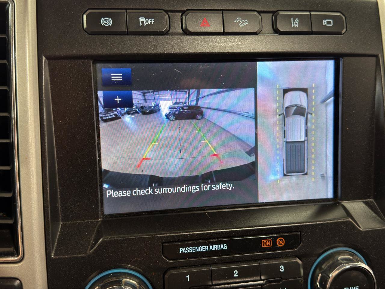 Used 2021 Ford F350 Lariat w/ Lariat Ultimate Package AWD/4WD image 21
