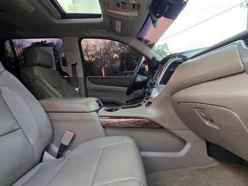 Used 2018 GMC Yukon SLT w/ Open Road Package AWD/4WD image 14