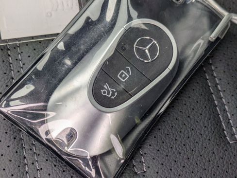 Certified 2025 Mercedes-Benz GLC 300 4MATIC image 28