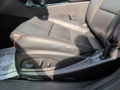 Used 2017 Chevrolet Impala Premier w/ Enhanced Convenience Package image 9