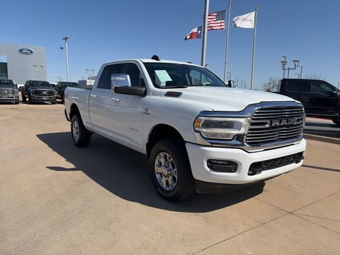 Used 2024 RAM 2500 Laramie image 7