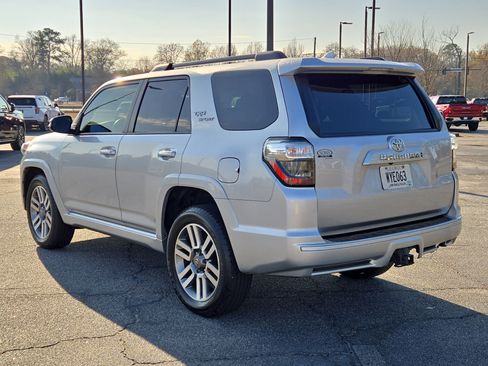 Used 2022 Toyota 4Runner TRD Sport image 10