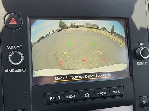 Used 2024 Subaru Crosstrek 2.0i AWD/4WD image 18