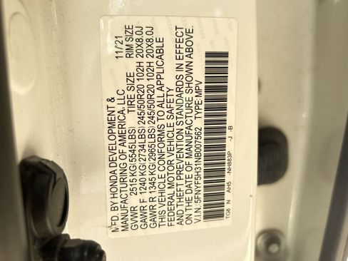 Certified 2022 Honda Pilot Sport image 2