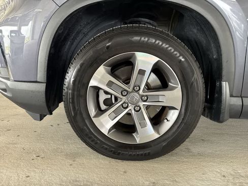 Used 2024 Honda Pilot EX-L image 10