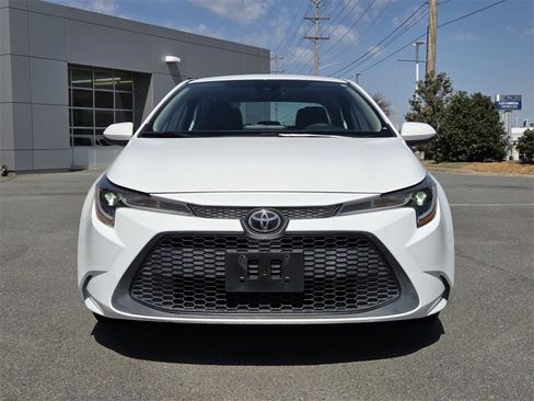 Used 2020 Toyota Corolla LE image 14