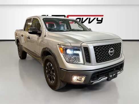 Used 2019 Nissan Titan PRO-4X image 1