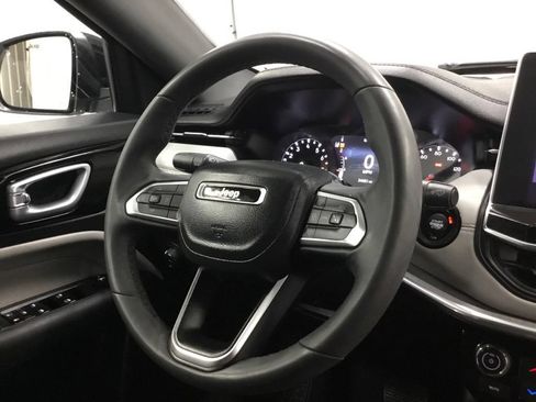 Used 2023 Jeep Compass Limited AWD/4WD image 34