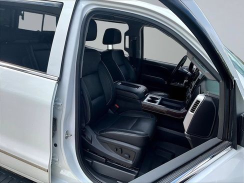 Used 2018 GMC Sierra 1500 SLT AWD/4WD image 30