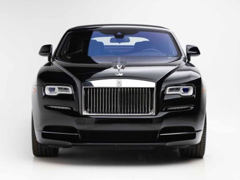 Used 2019 Rolls-Royce Dawn RWD image 21