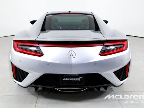 Used 2017 Acura NSX AWD/4WD image 7