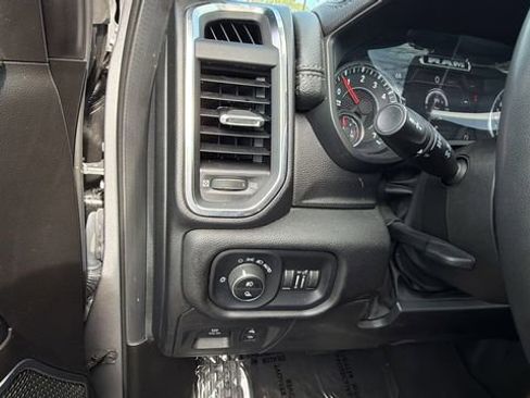 Used 2025 RAM 1500 Laramie AWD/4WD image 21