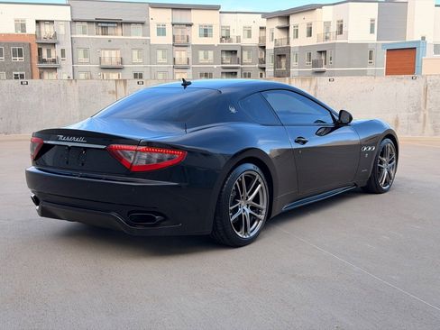 Used 2015 Maserati GranTurismo MC image 3