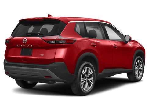 Used 2021 Nissan Rogue SV image 2