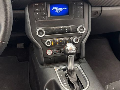 Used 2019 Ford Mustang Coupe RWD image 14
