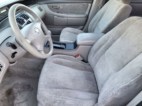 Used 2003 Toyota Avalon XL image 13