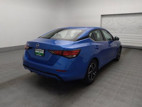 Used 2025 Nissan Sentra SV FWD image 9