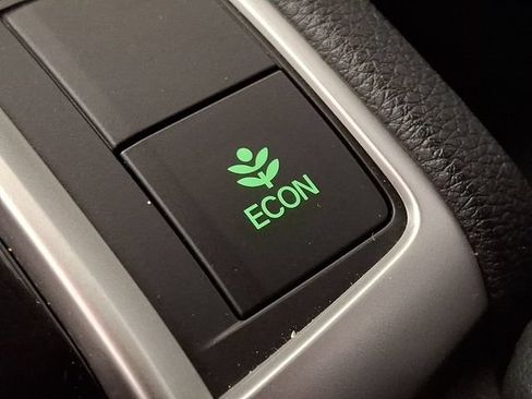 Used 2021 Honda Civic Sport image 24